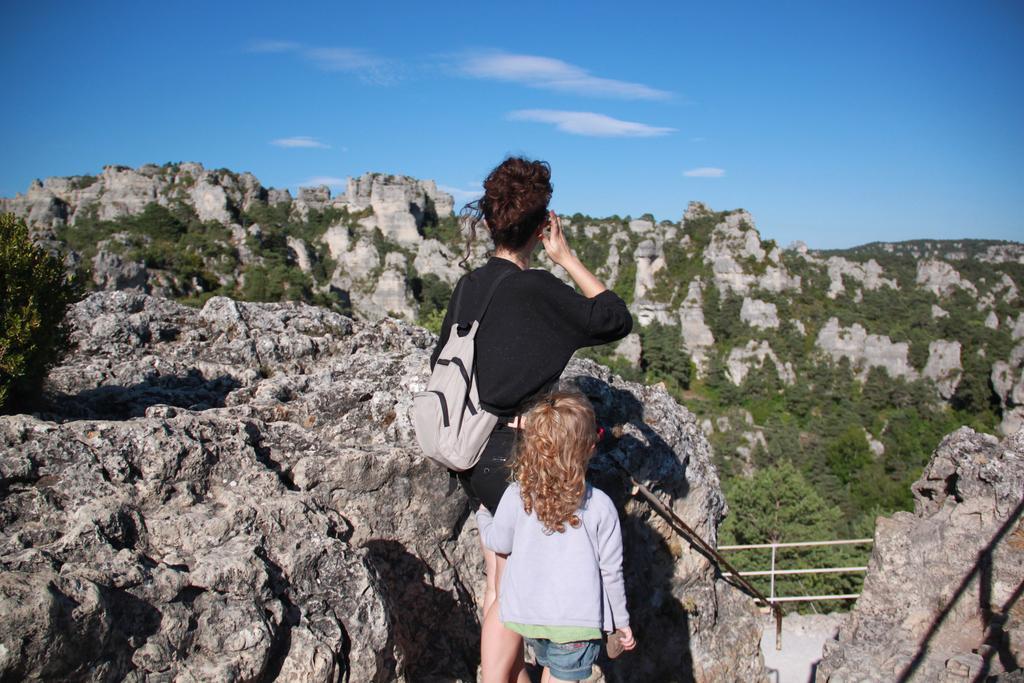 Gite La Cerise Qui Rit La Cresse Buitenkant foto