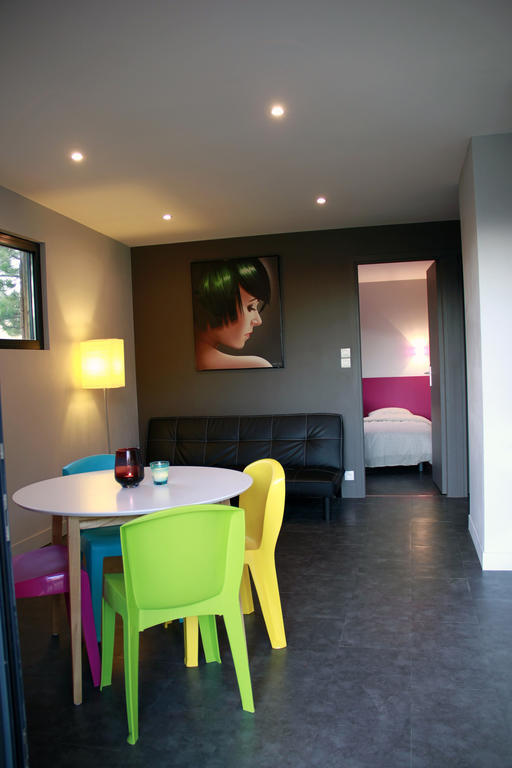 Gite La Cerise Qui Rit La Cresse Kamer foto